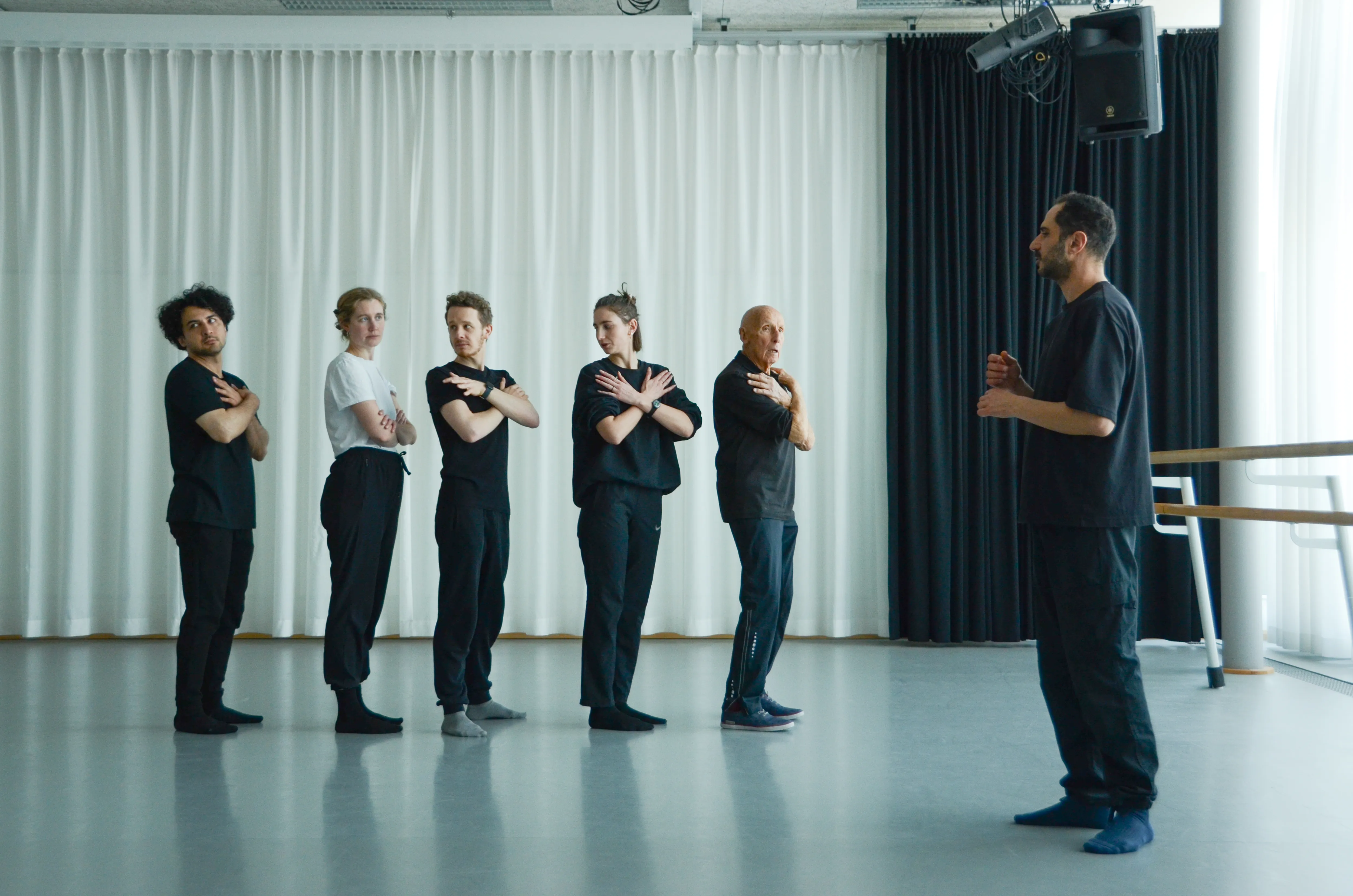 Don't Forget to Turn Off the Lights Impression 1