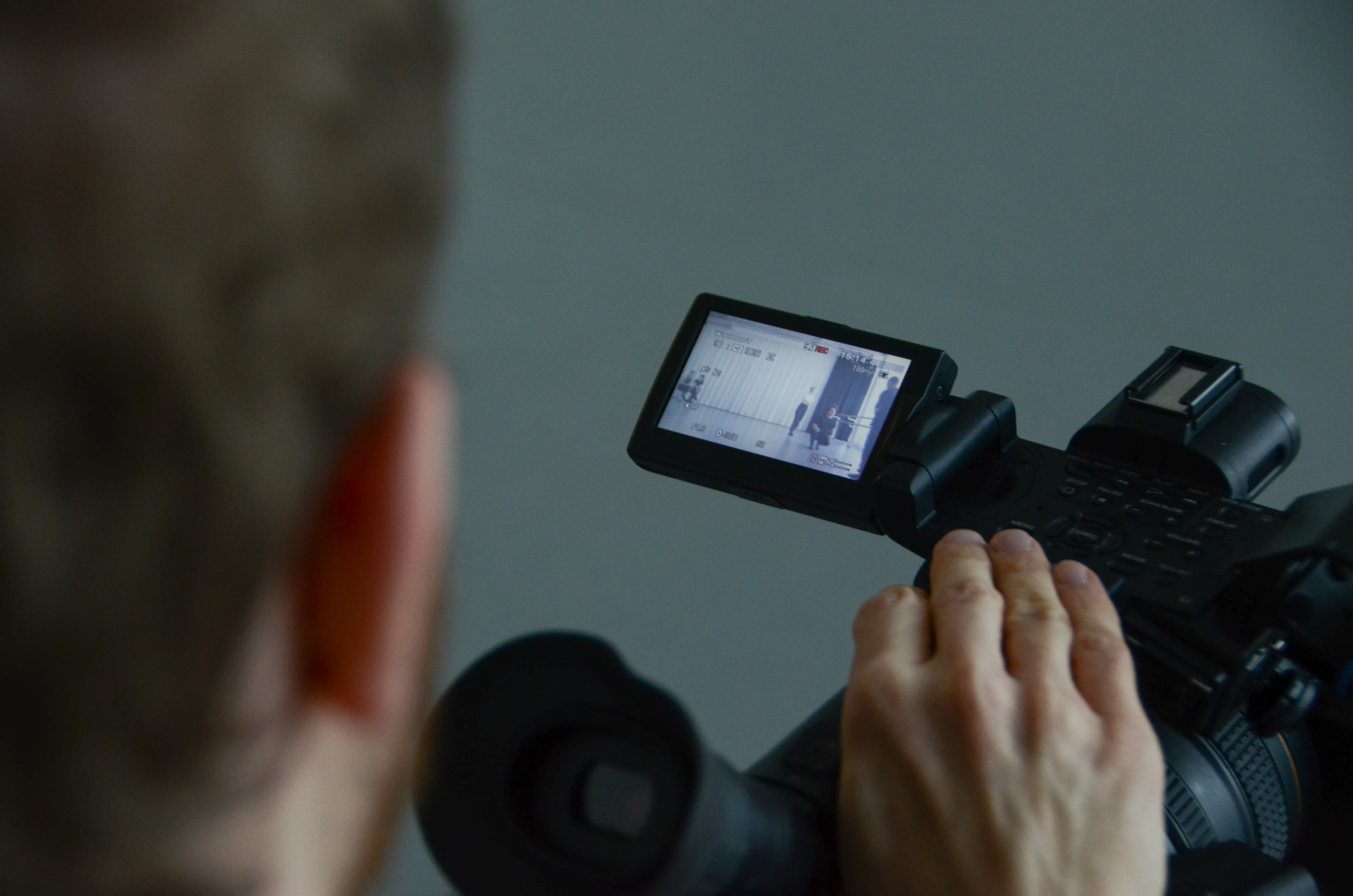 Don't Forget to Turn Off the Lights Impression 7